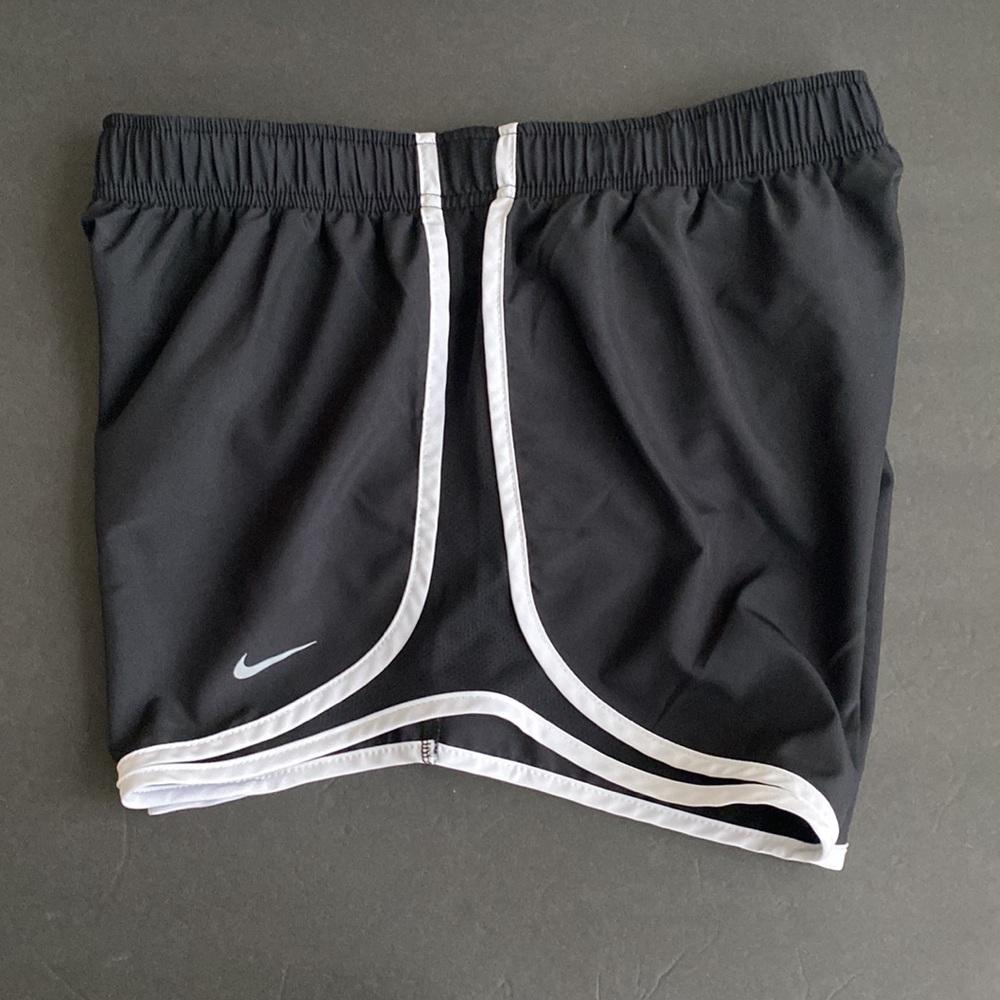 Nike Dri-Fit Black & White Tempo Running Shorts M - Picture 5 of 7